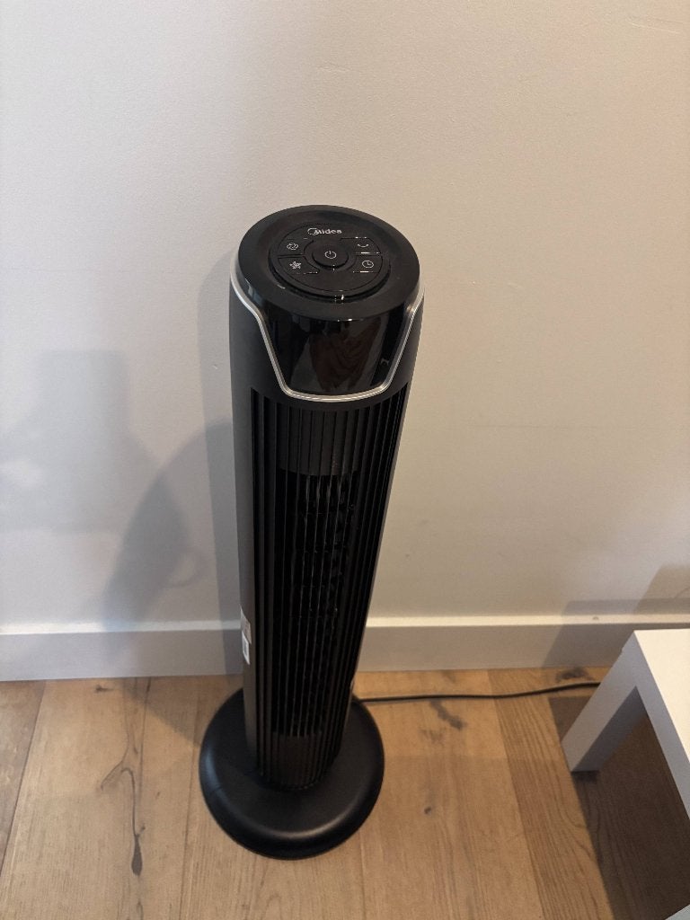 Fan, Witgoed en Apparatuur, Ophalen, Ventilator met afstandsbediening, Zo goed als nieuw, Torenventilator