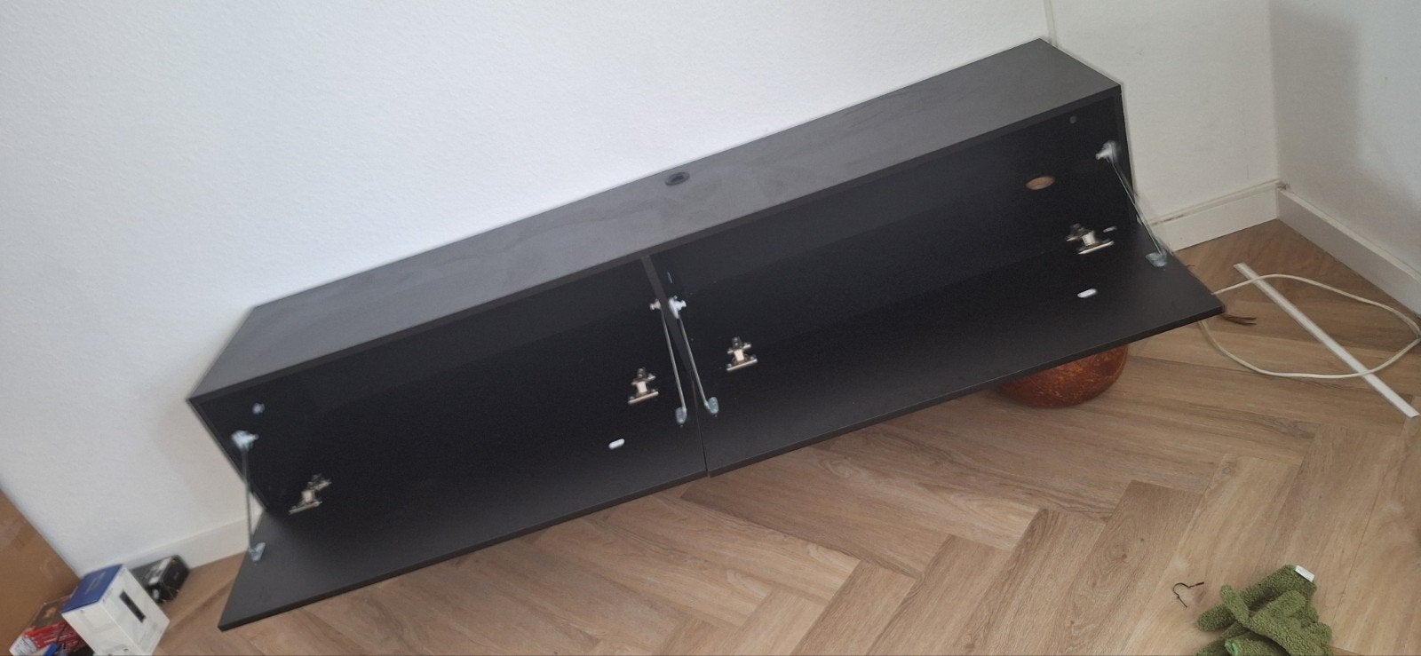 Zwart zwevend tv-meubel 180cm, Huis en Inrichting, Ophalen, 150 tot 200 cm, Zo goed als nieuw, Minder dan 100 cm