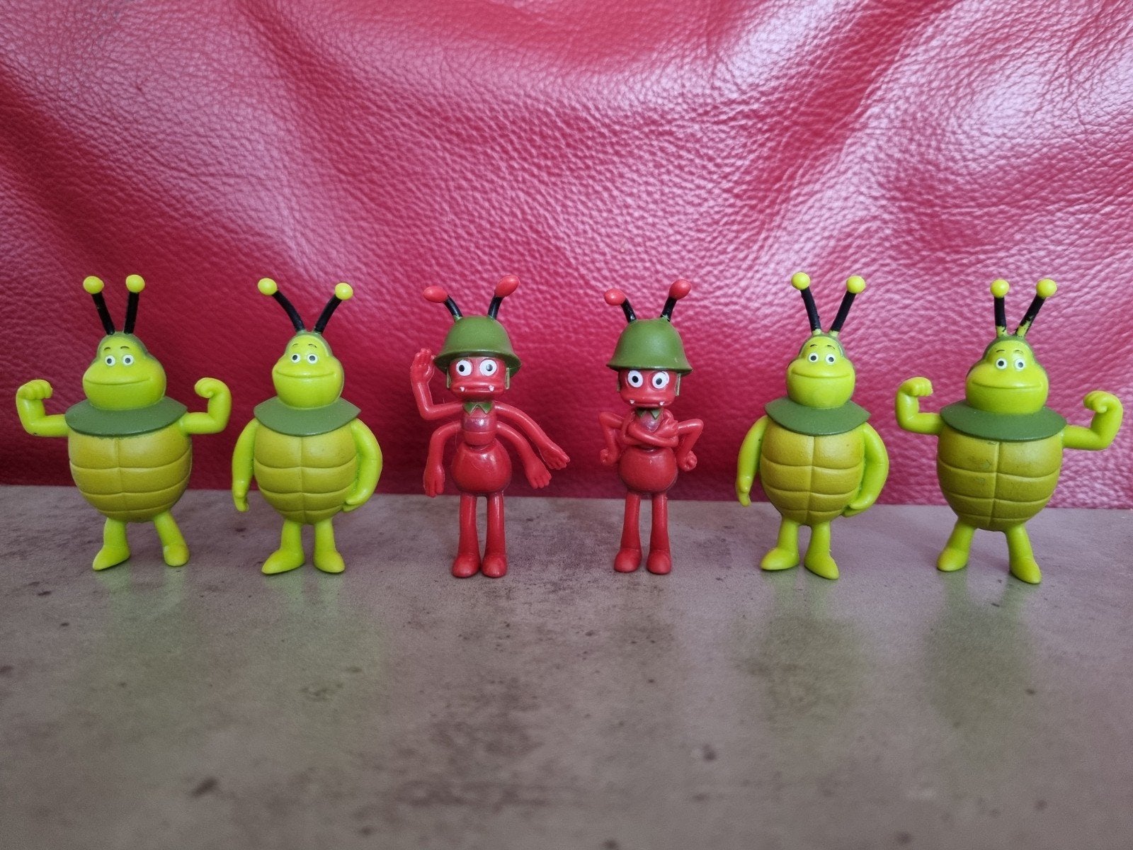 6x,Emte,Studio100,MAYA DE BIJ, FIGUURTJES,Div,5.5cm,Nieuw!a., Ophalen of Verzenden, Nieuw