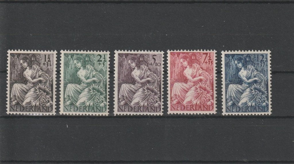 Nederland 1946, NVPH 449 t/m 453, Postfris., Postzegels en Munten, Verzenden, Na 1940, Postfris