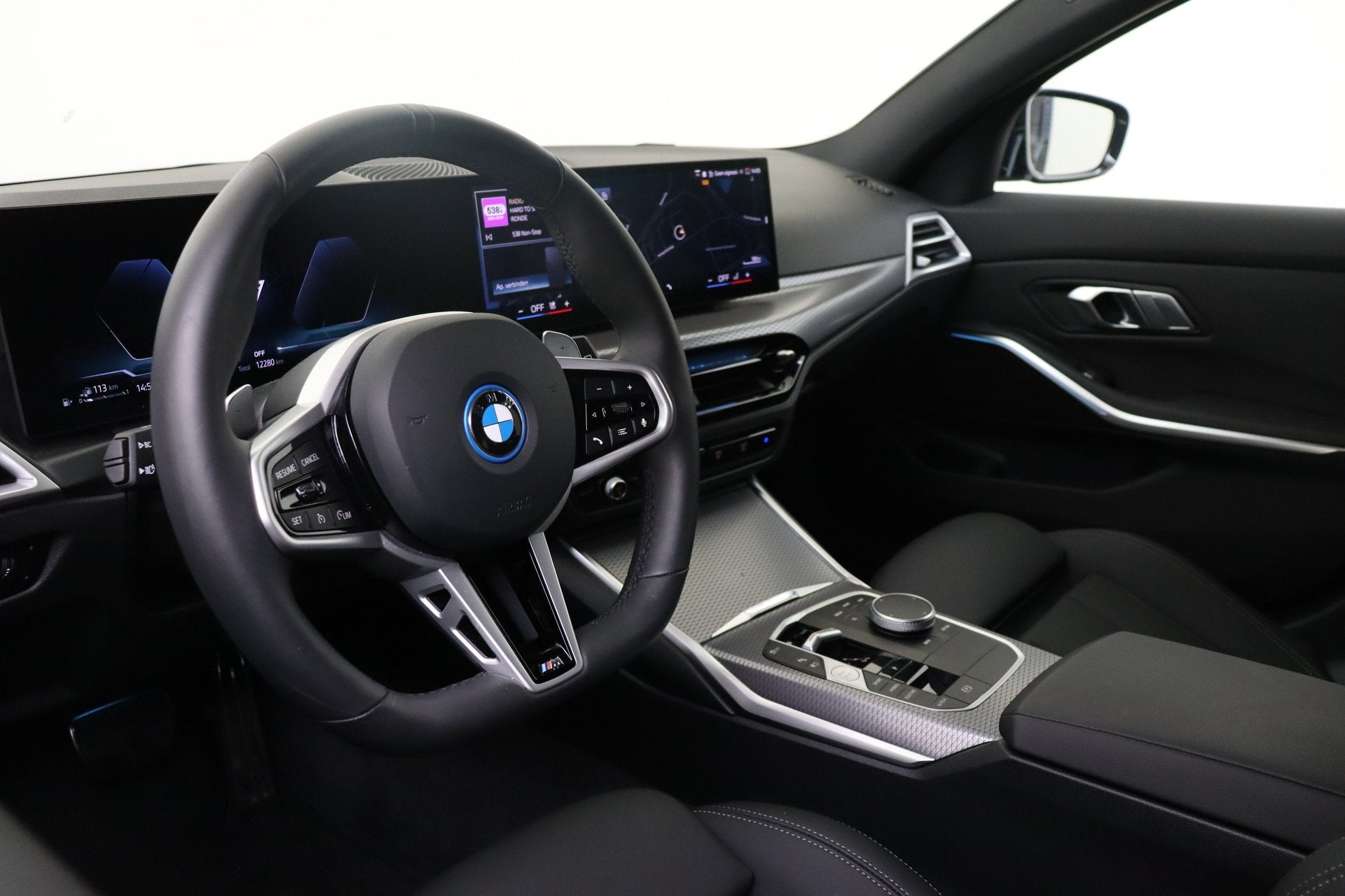 BMW 3 Serie Touring 330e M Sport Automaat / Sportstoelen / A, Auto's, Achterwielaandrijving, Gebruikt, 4 cilinders, Met garantie (alle)