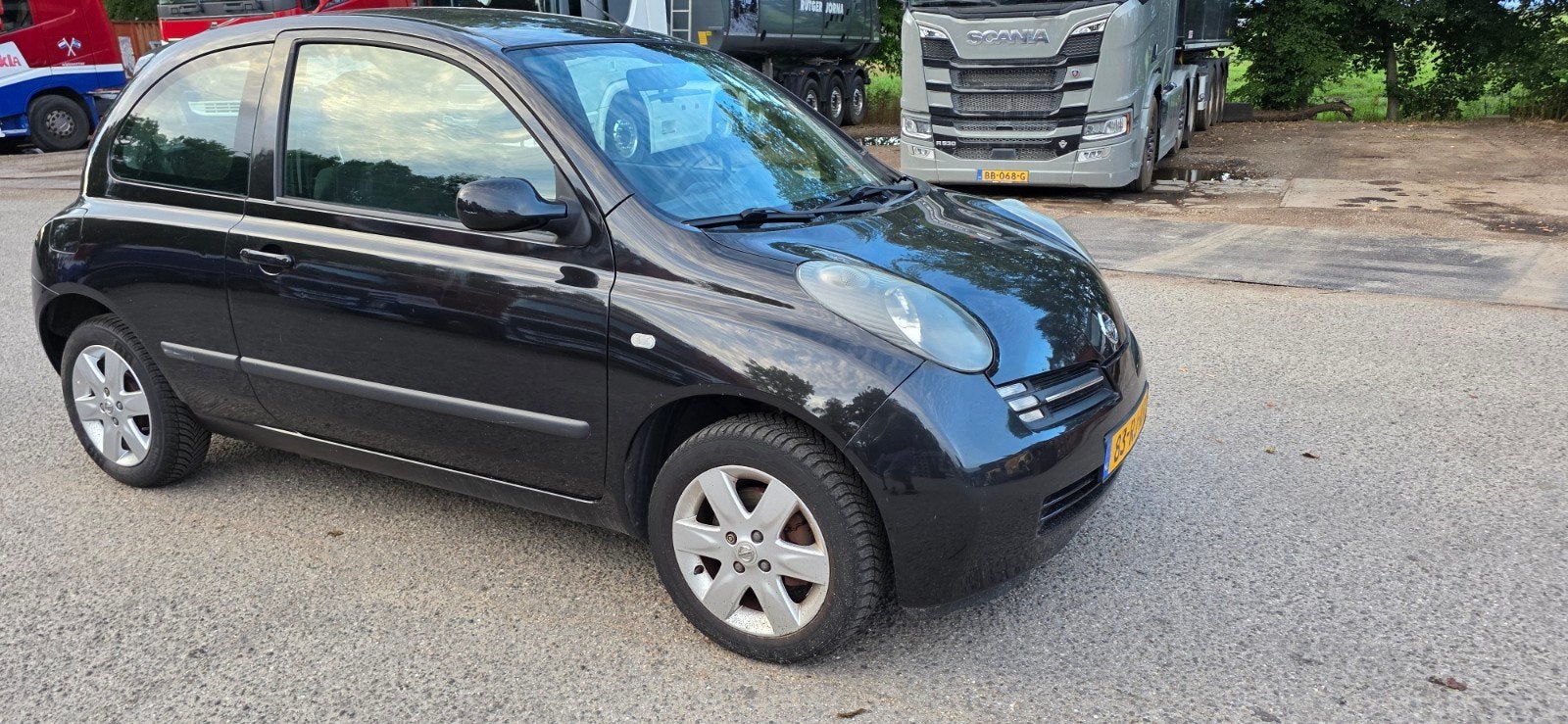 Foto 2 van Nissan Micra 1.2 59KW 3DR 2005 Zwart