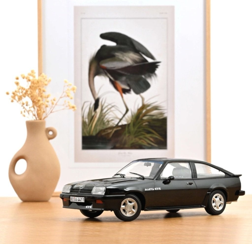 Opel Manta cc GT/E 1982 Norev Black, Hobby en Vrije tijd, Modelauto's | 1:18, Ophalen of Verzenden, Nieuw, Auto, Norev