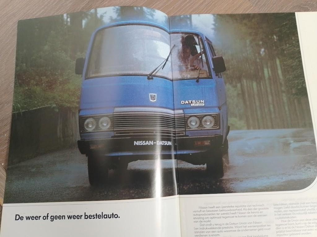 Datsun Urvan autofolder, Ophalen of Verzenden, Nieuw, Nissan