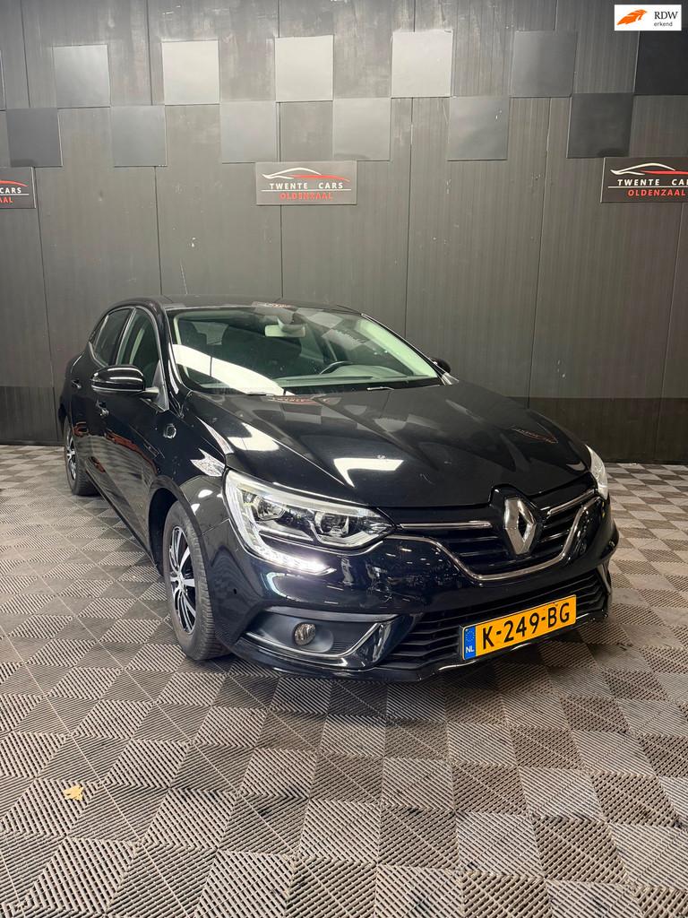 Renault Mégane 1.2 TCe Limited | Led | Cruise | Navi | Nieu, Voorwielaandrijving, Gebruikt, 4 cilinders, Zwart