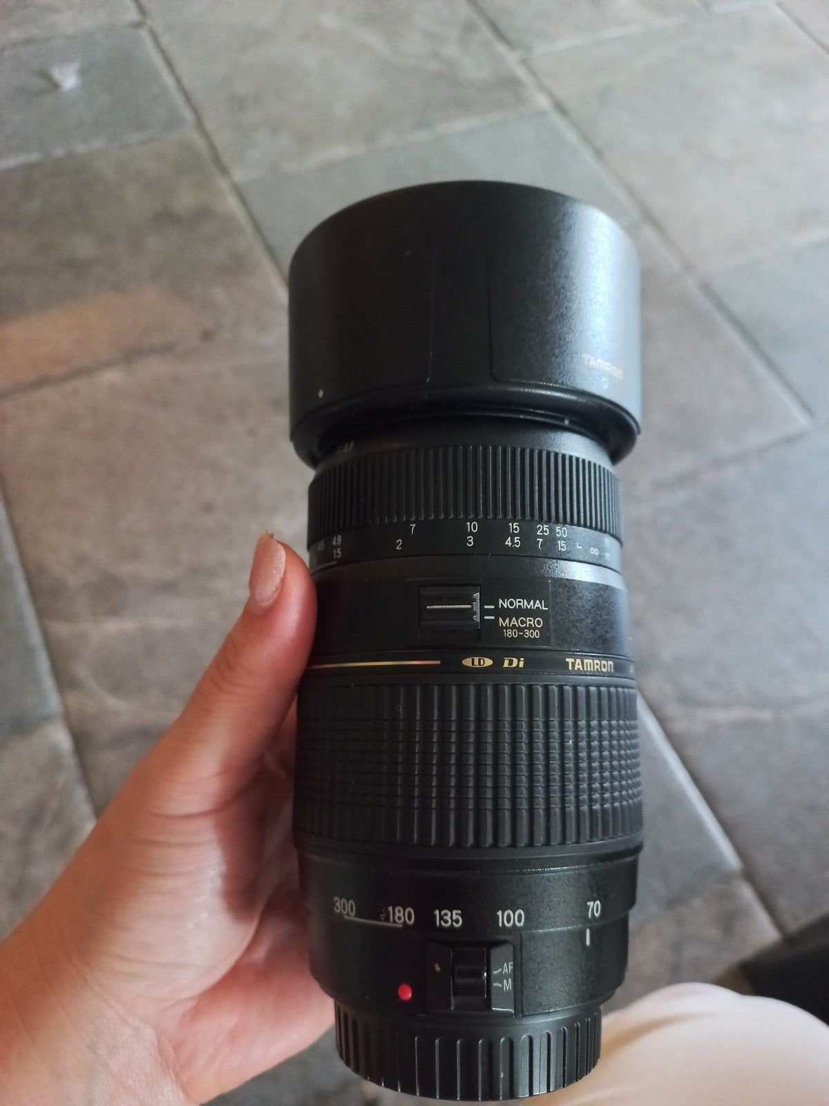 Tamron 70-300mm lens met zonnekap, Gebruikt, Tamron, Zoom, Telelens