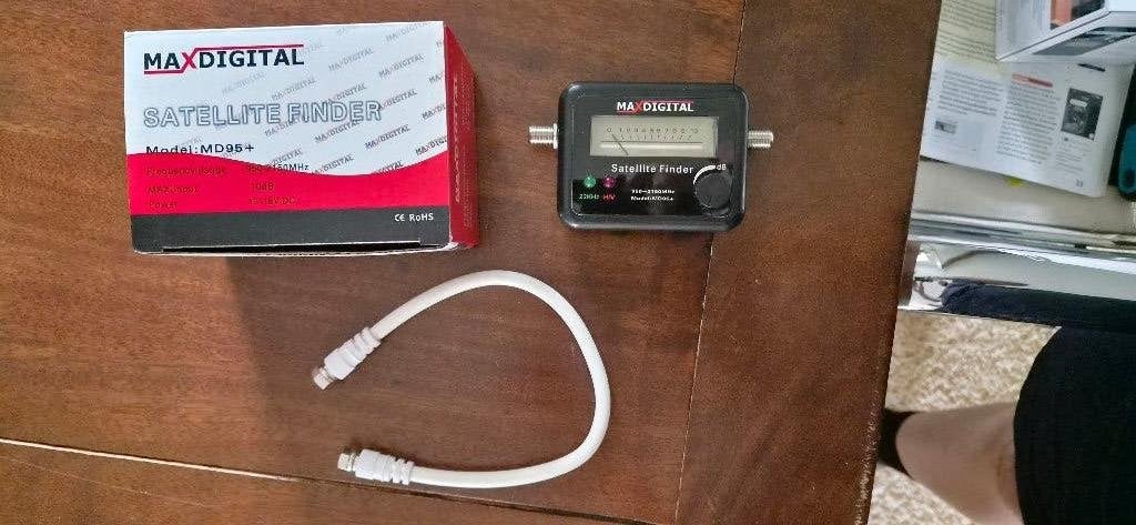 MAXDIGITAL MD95+ satelliet finder., Ophalen, Zo goed als nieuw, (Schotel)antenne-accessoires, Overige merken