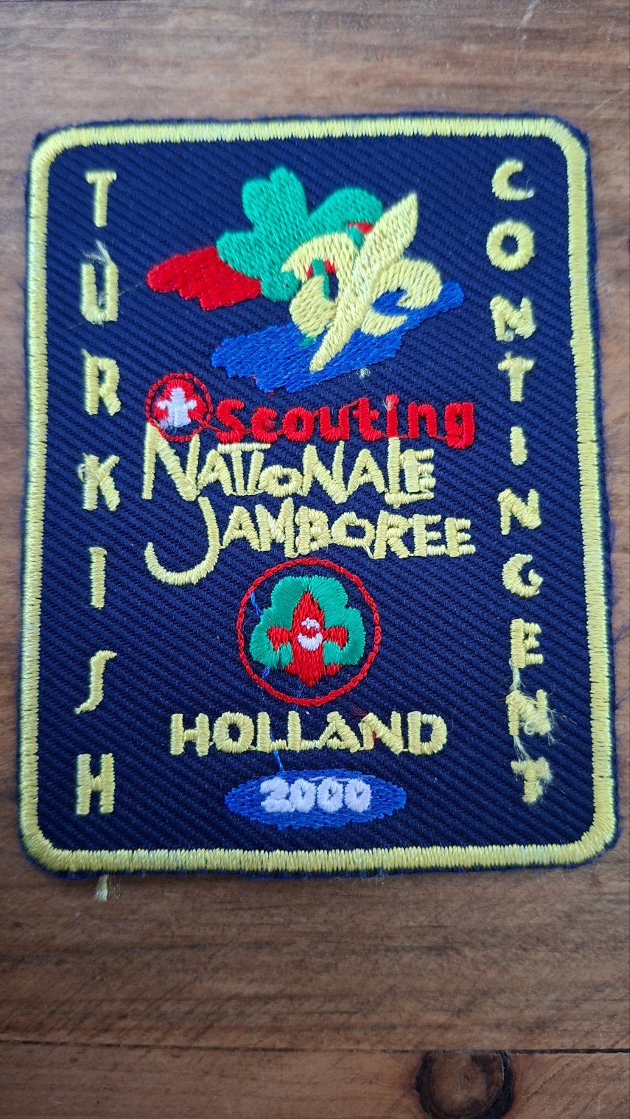 Scouting Nationale Jamboree Holland 2000 Turks Contingent, Verzamelen, Verzenden, Zo goed als nieuw, Embleem, Speld of Insigne