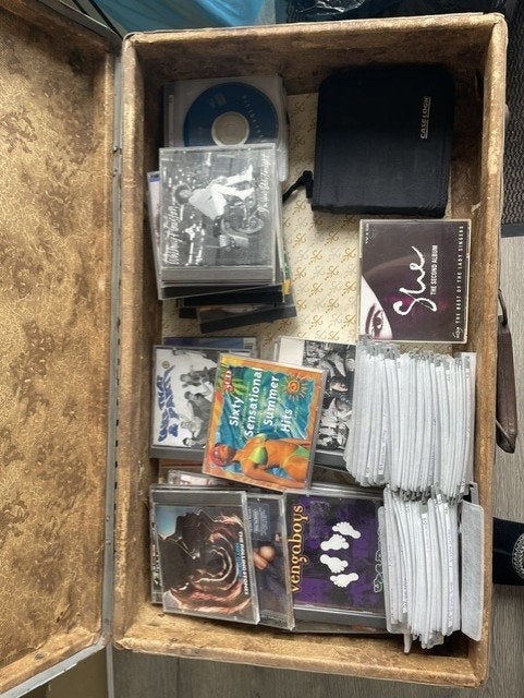 Muziek cd's, Ophalen, Zo goed als nieuw