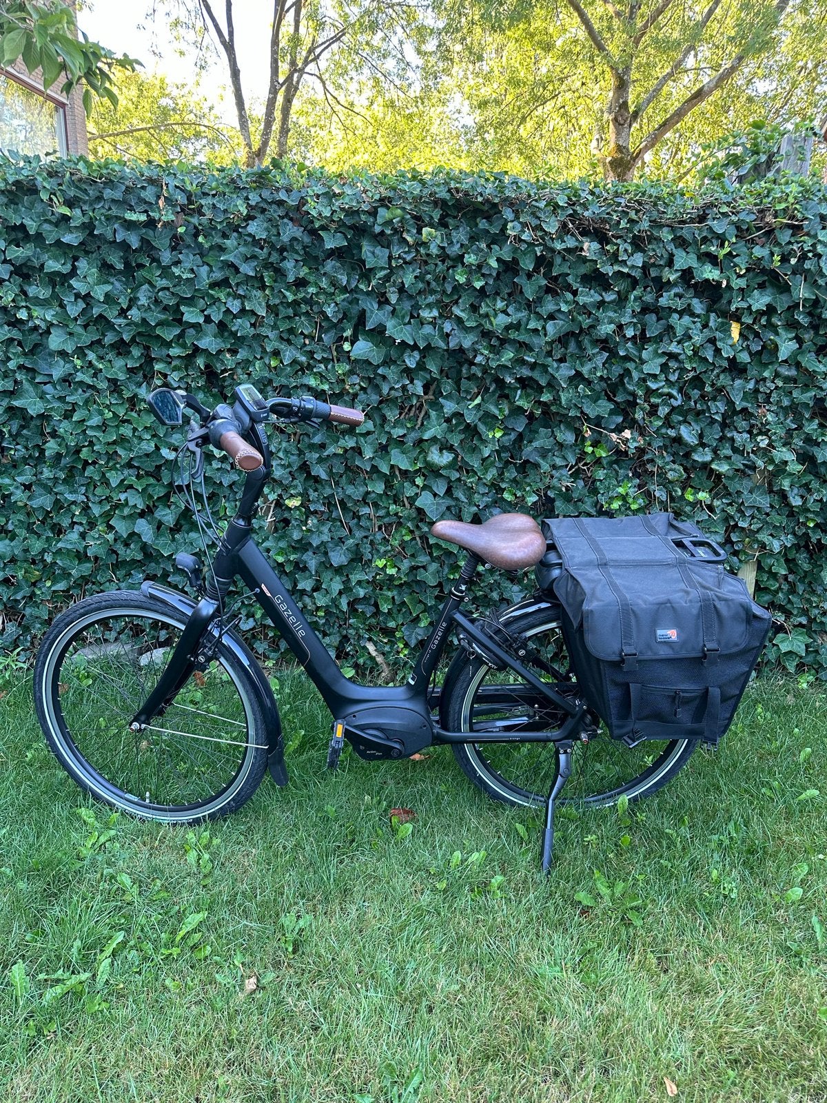 Gazelle Orange C8 HMB D42 – 2023 – Bosch 400Wh – Z.g.a.n., Fietsen en Brommers, Elektrische fietsen, Ophalen, Zo goed als nieuw