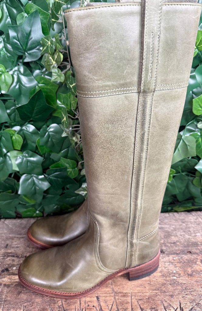 Prachtige hoge leren laarzen van Sendra , maat 42, Kleding | Dames, Schoenen, Nieuw, Ophalen of Verzenden, Sendra, Groen