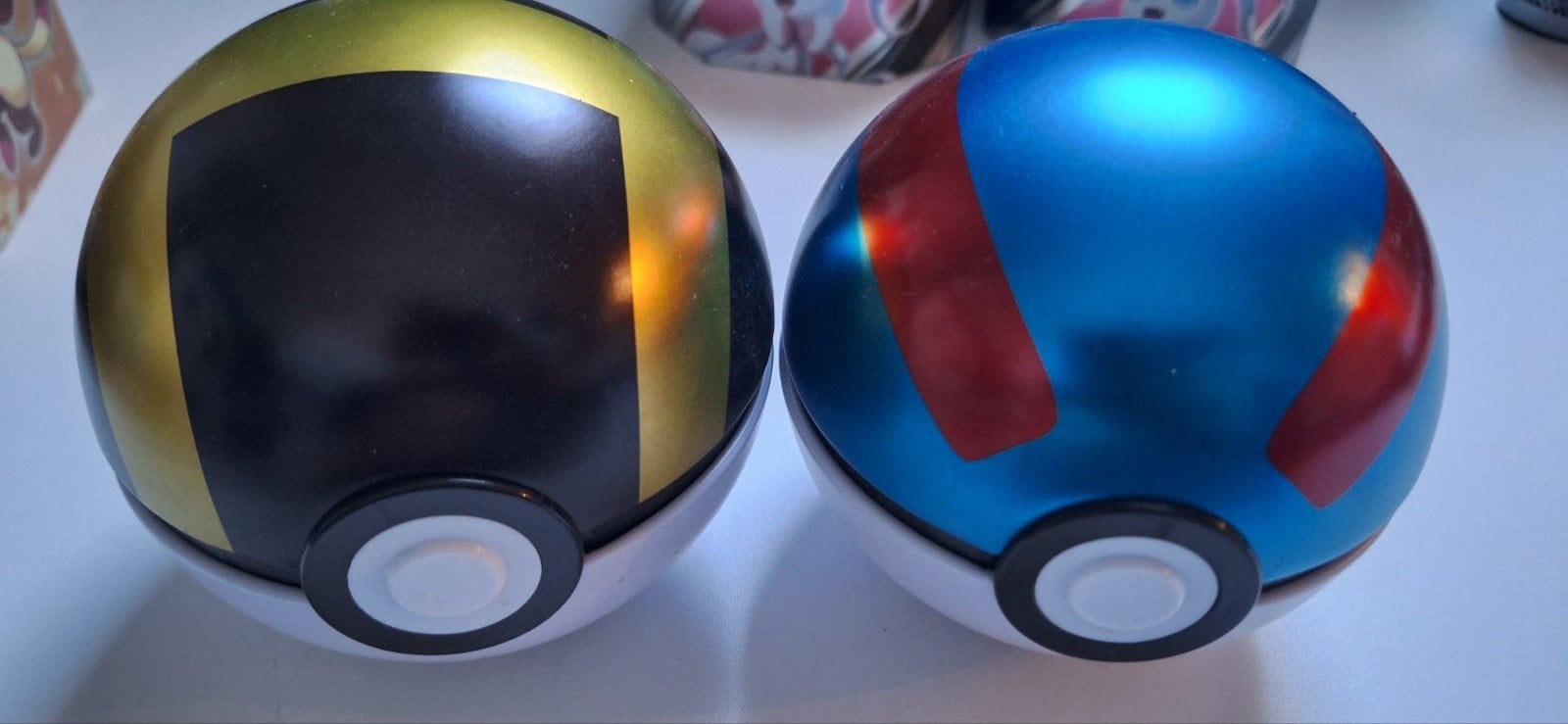 Leuk compleet Pokémon pakket, Hobby en Vrije tijd, Ophalen of Verzenden, Nieuw, Meerdere kaarten, Foil