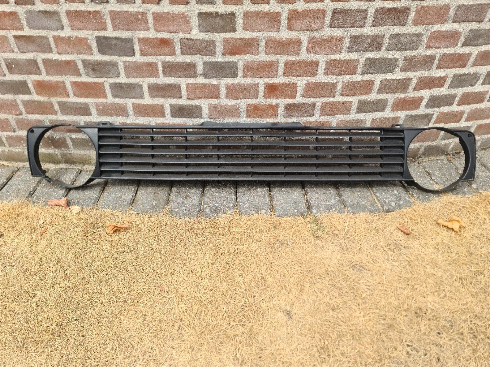 embleemloze grill golf 1 mk1, Auto-onderdelen, Ophalen, Voor, Bumper