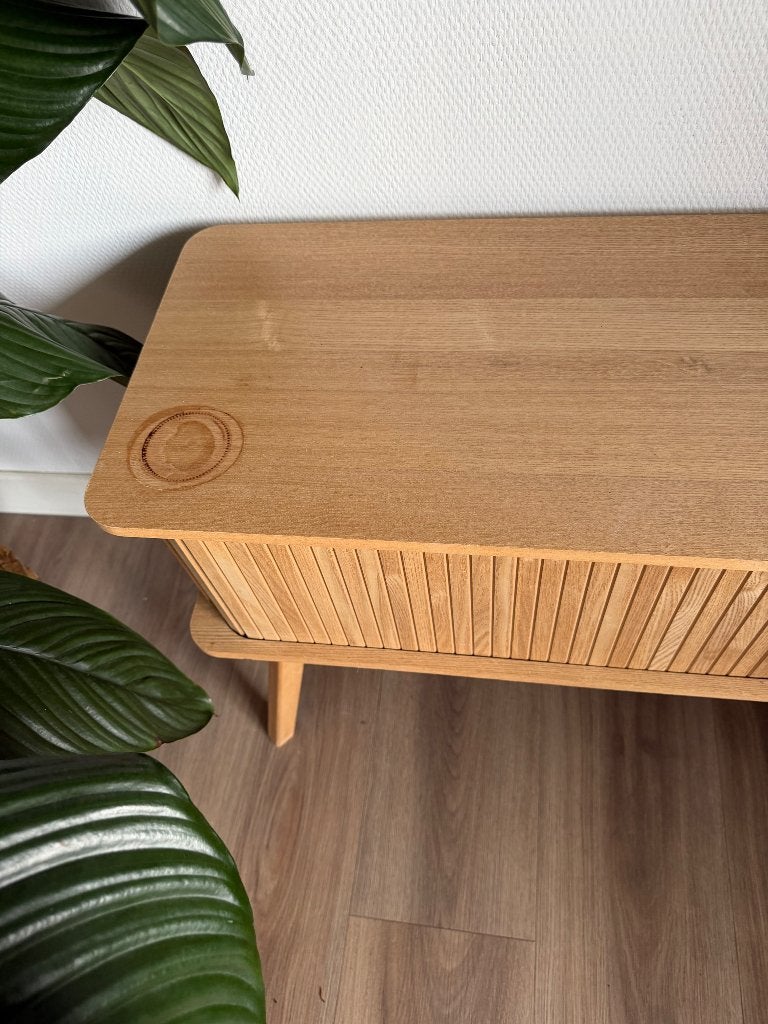 Foto 4 van TV-meubel + 2 bijpassende nachtkastjes