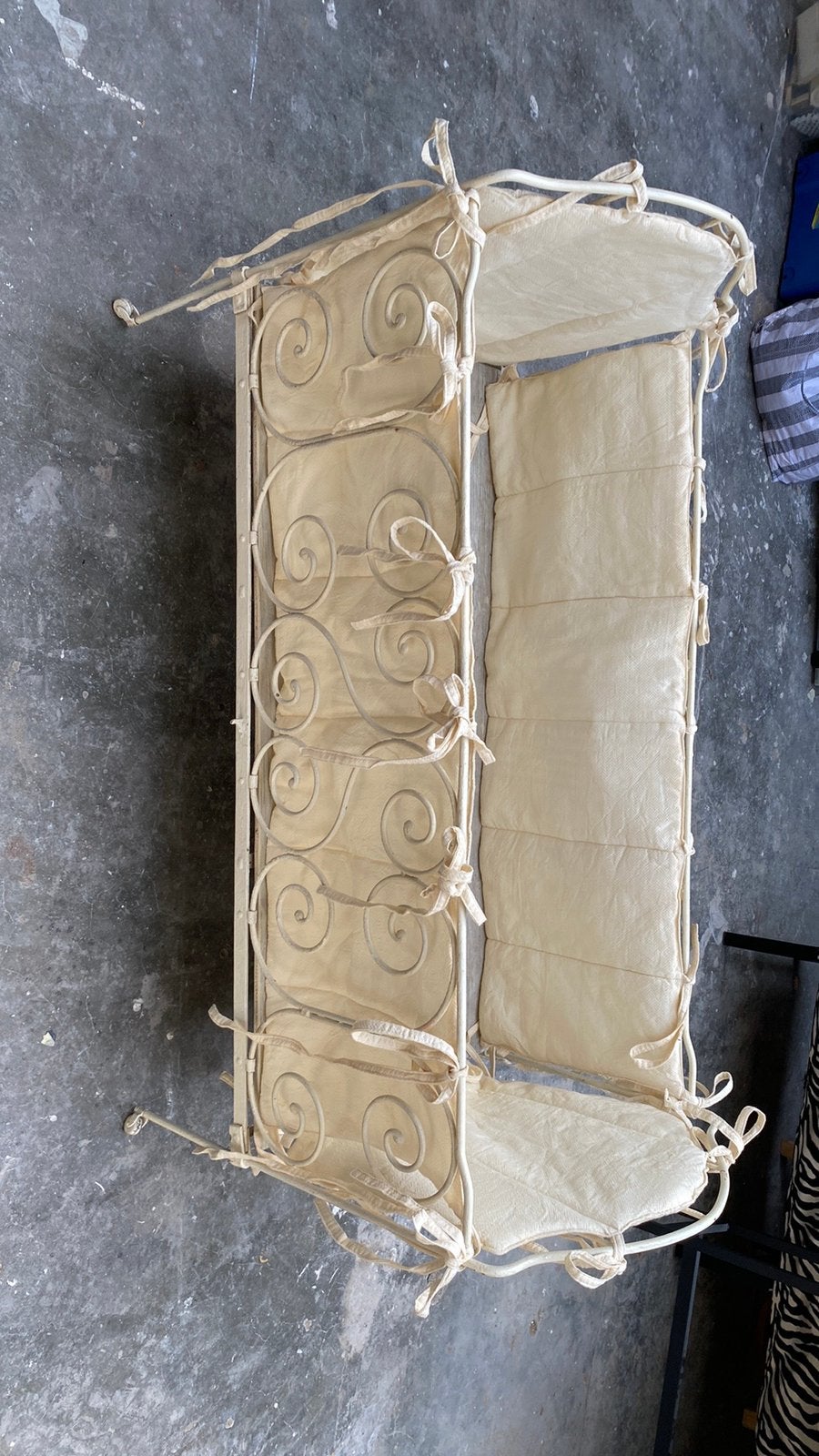 Vintage babybedje, Kinderen en Baby's, Babywiegjes en Ledikanten, Ophalen, Gebruikt, Ledikant