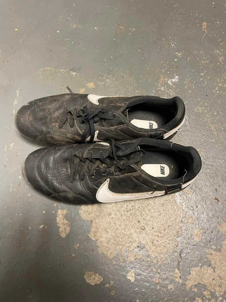 Nike Voetbalschoenen, Sport en Fitness, Voetbal, Ophalen of Verzenden, Gebruikt, Schoenen
