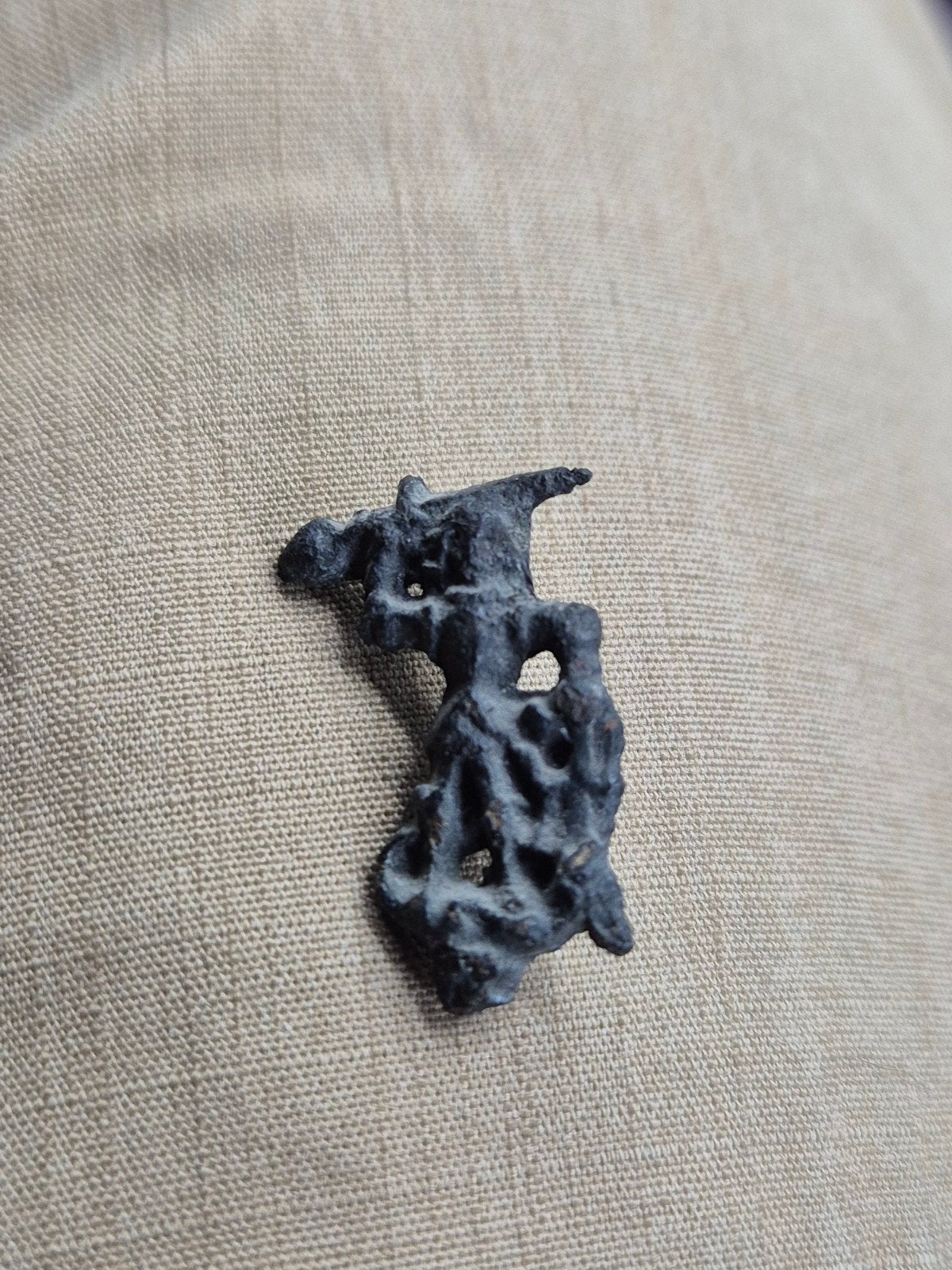 Pelgrimsinsigne St Joris en de draak- Bodemvondst Zee, Ophalen of Verzenden