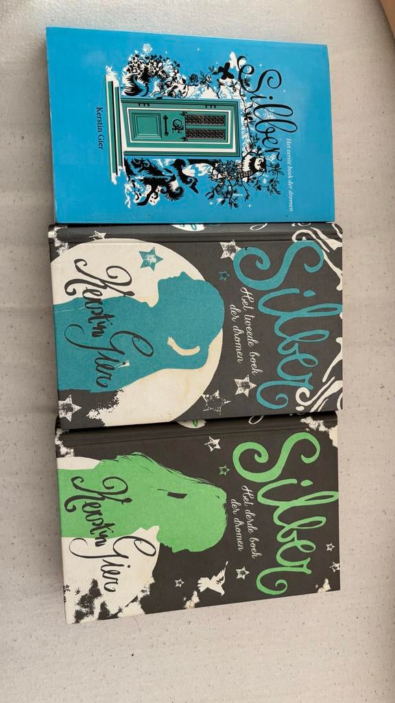 Silber boeken serie van Kerstin Gier, Boeken, Ophalen of Verzenden, Gelezen, Nederland