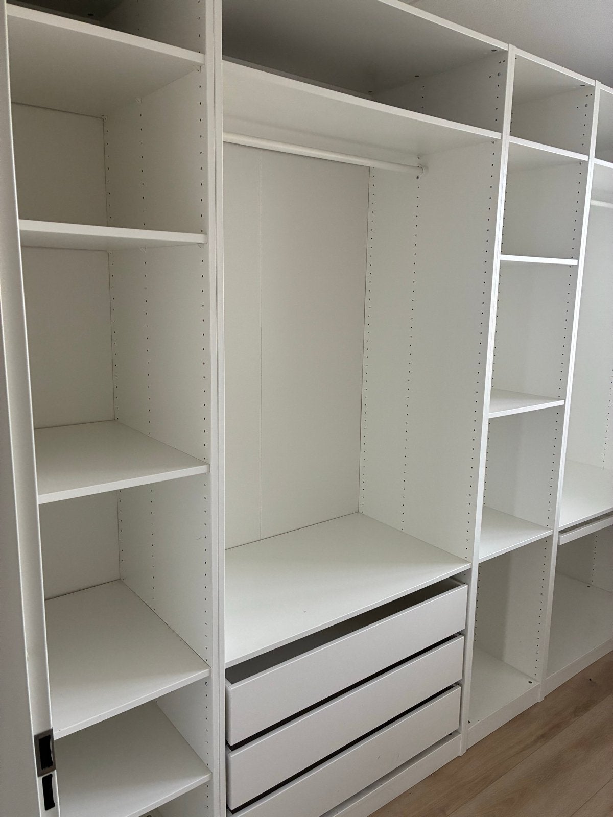Witte Pax kast met planken, hangruimte en lades, Huis en Inrichting, Kasten | Kledingkasten, Ophalen, Overige materialen, 100 tot 150 cm