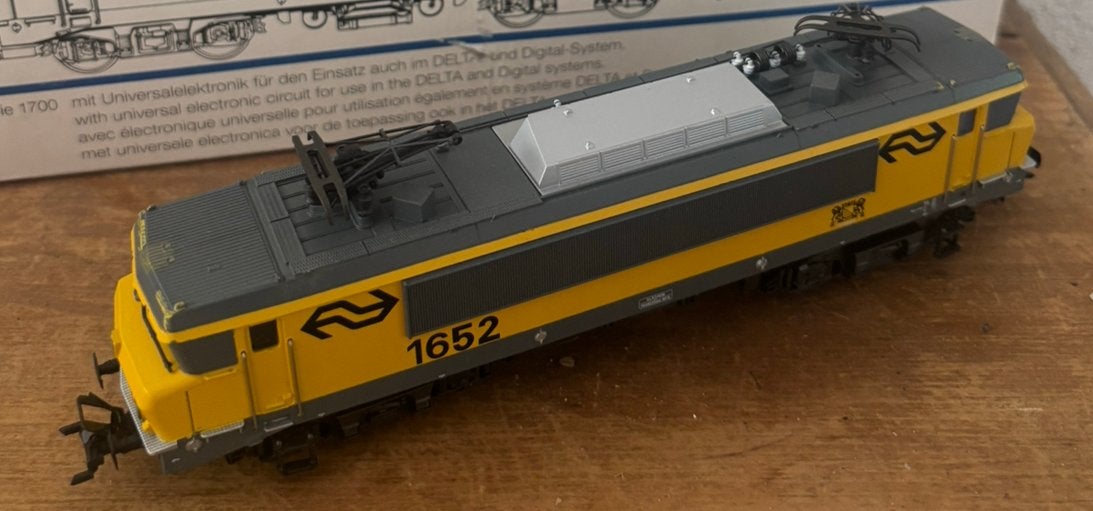 Märklin H0 Elektrische locomotief 1652, Wisselstroom, Locomotief, Ophalen of Verzenden, Zo goed als nieuw