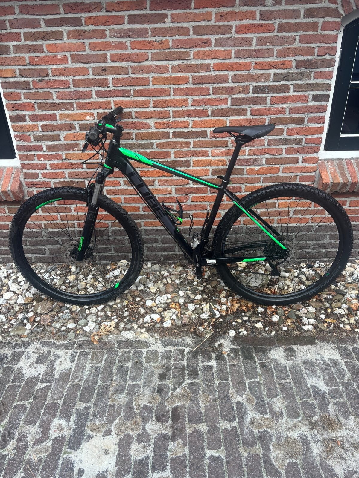 Cube Attention CMPT Mountainbike - Zwart/Groen, Gebruikt, Hardtail, 49 tot 53 cm, Dames