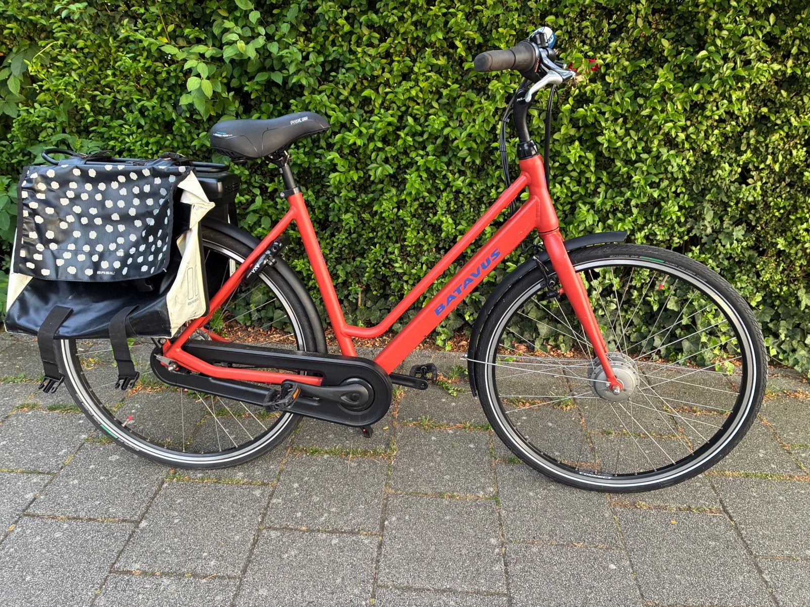 Batavus Fonk elektrische fiets weinig gebruikt, Fietsen en Brommers, Elektrische fietsen, Ophalen of Verzenden, Zo goed als nieuw