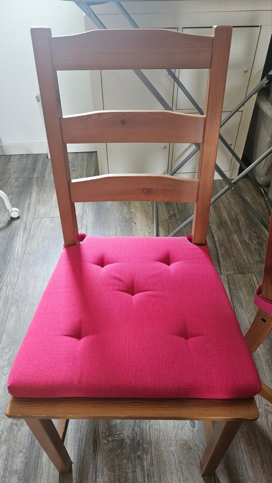 4 stoelen met kussen, Huis en Inrichting, Tafels | Eettafels, Ophalen, Minder dan 50 cm, Gebruikt, 50 tot 100 cm