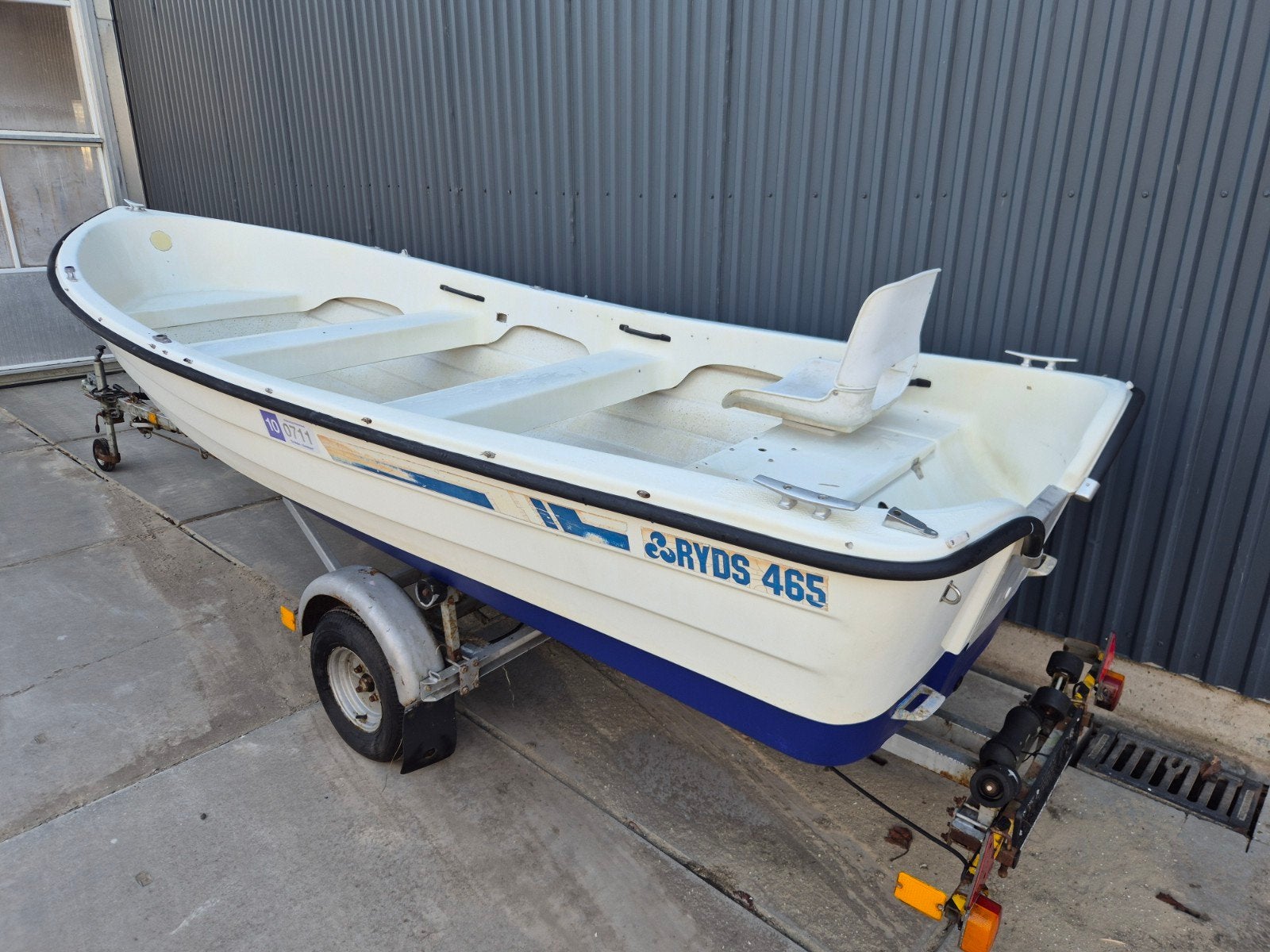 Ryds 465 Visboot/Sloep met Trailer, Watersport en Boten, Ophalen, Zo goed als nieuw, Polyester