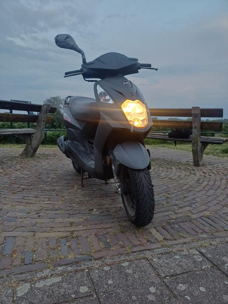 Sym orbit, Ophalen, SYM, Zo goed als nieuw, Benzine