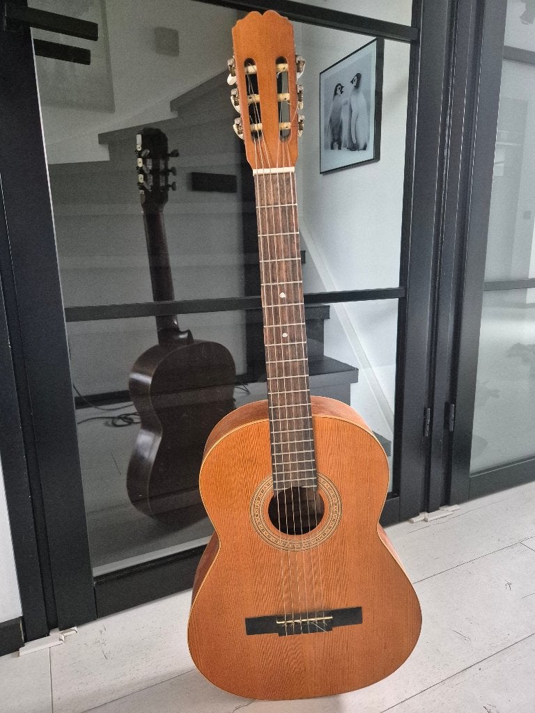 Te koop: Admira Gitaar uit Sevilla Spanje, Muziek en Instrumenten, Ophalen of Verzenden, Zo goed als nieuw, Klassieke of Spaanse gitaar