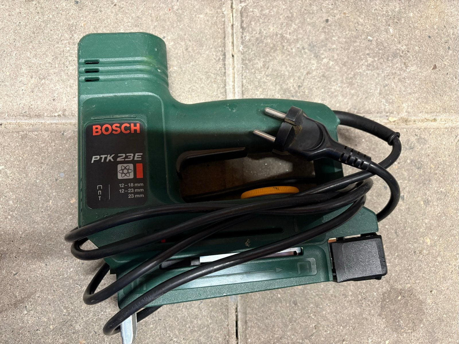 Bosch PTK 23E tacker/nietmachine - Zo goed als nieuw, Ophalen of Verzenden, Zo goed als nieuw, Tacker/nietmachine, Bosch