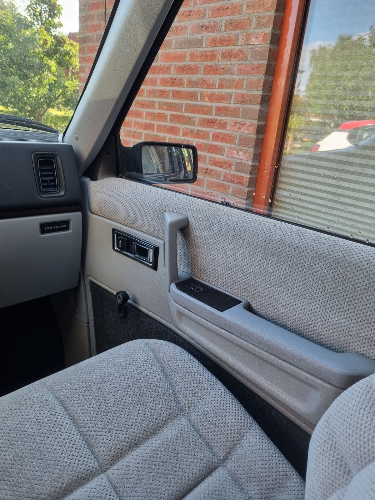 Chrysler Voyager 3.0 I SE V6 EFI AUT U9 1990 Grijs, foto 11