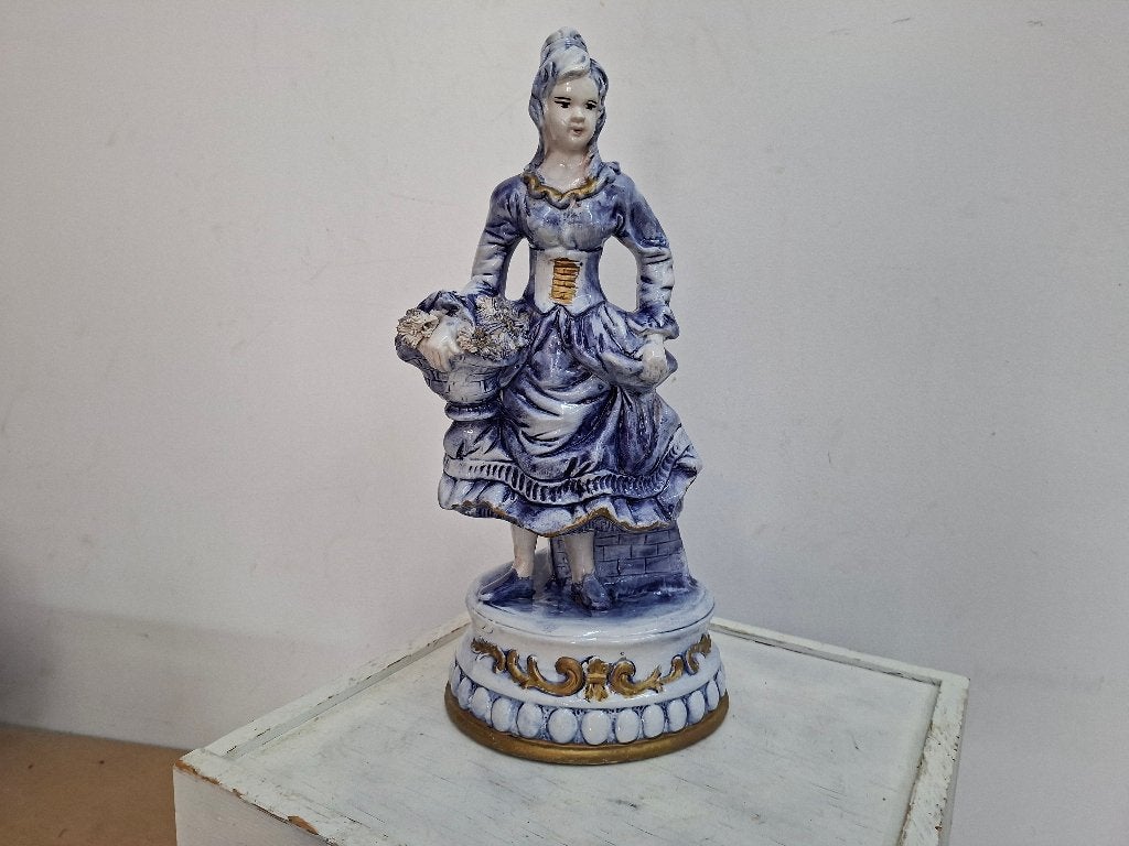 antiek beeld porselein 42 cm hoog, Ophalen of Verzenden, Beeld