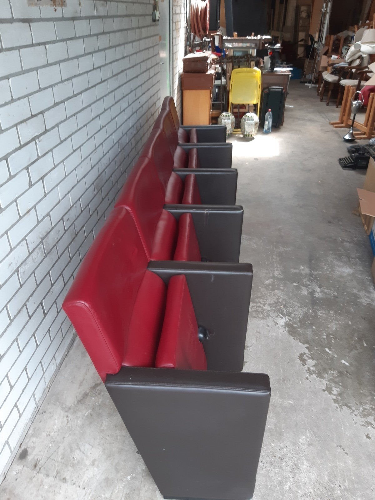 Bioscoop stoelen ,koffer piet zwart pannenrek, Ophalen