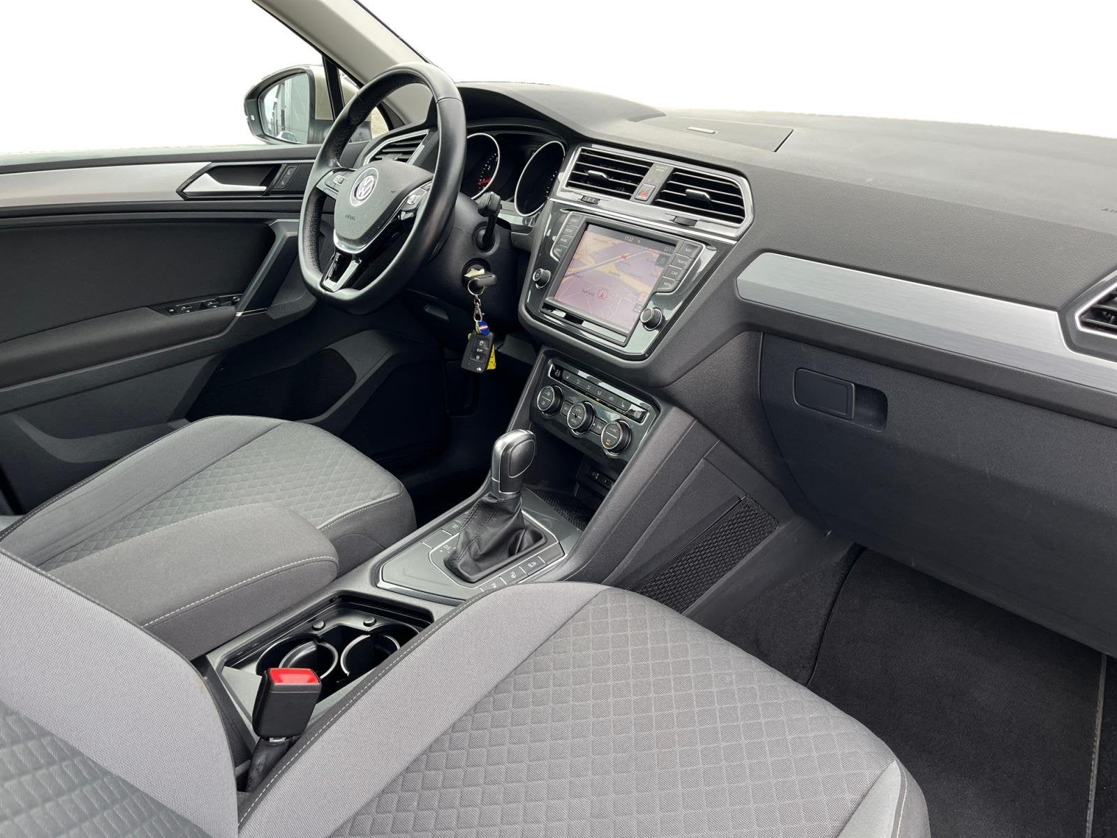Volkswagen Tiguan 1.4 TSI ACT Highline | Navigatie | Stoelve, Auto's, Stof, 4 cilinders, 150 pk, SUV of Terreinwagen