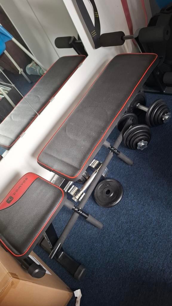 Domyos Fitnessbank met Halters en Gewichten, Ophalen of Verzenden, Gebruikt, Benen, Fitnessbank