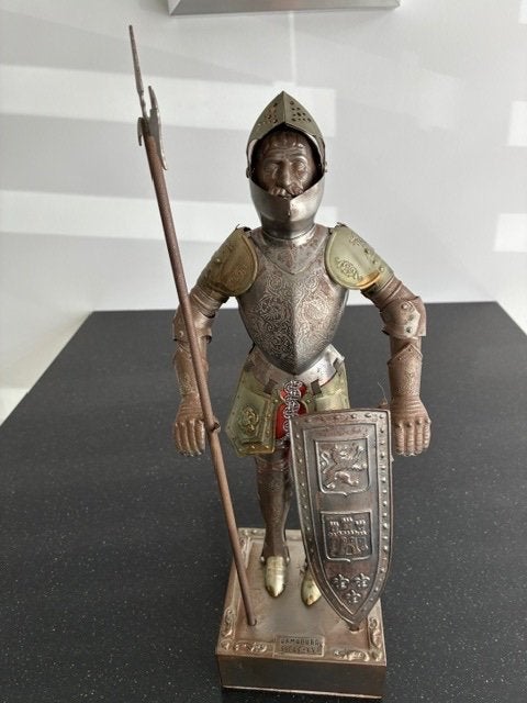 Metalen Spaanse 16-eeuwse ridder in harnas. 36 cm hoog, Ophalen, Zo goed als nieuw, Complete set, Figuren