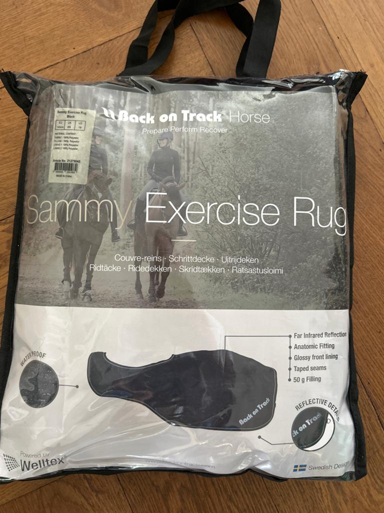 Back on Track Sammy Exercise Rug zwart 145cm NIEUW, Dieren en Toebehoren, Paarden en Pony's | Dekens en Dekjes, Ophalen of Verzenden