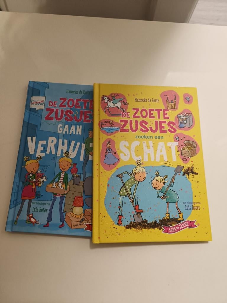 De Zoete Zusjes: Verhuizen & Schatzoeken (2 boeken), Ophalen of Verzenden