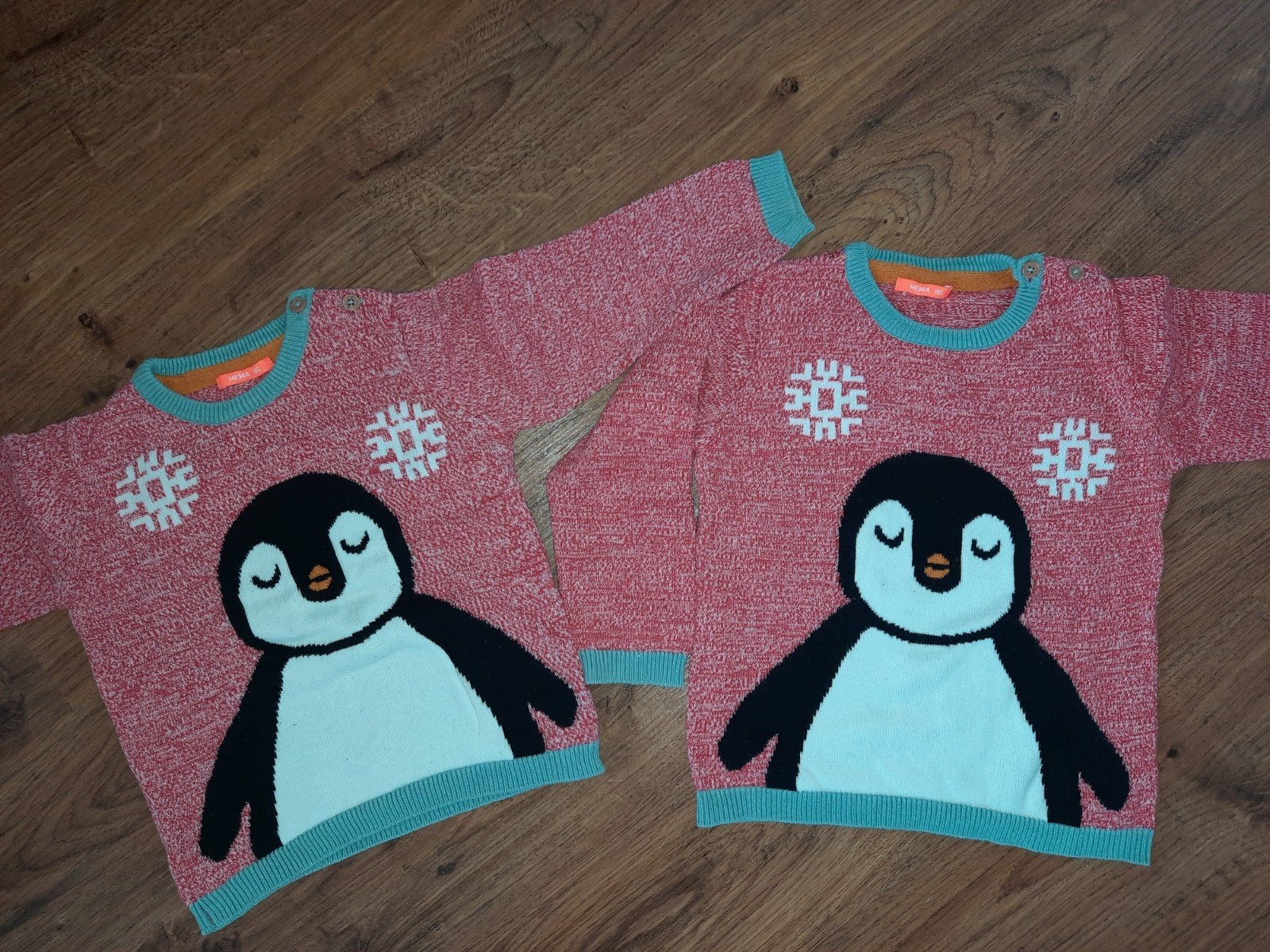 Tweeling meisjes kerst/winter truien met een pinguïn mt 86, Ophalen of Verzenden, Zo goed als nieuw, Kleding