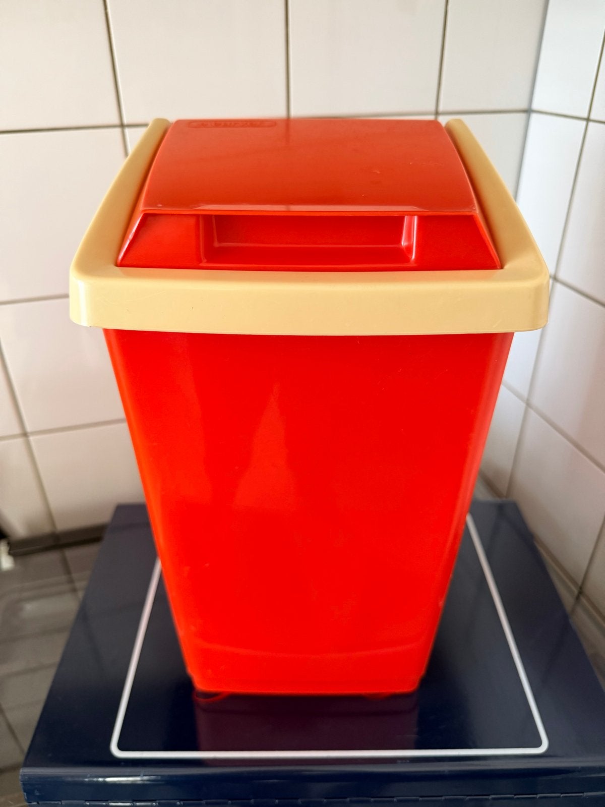 Vintage Curver afvalemmer oranje - jaren '70 design, Verzamelen, Retro, Ophalen of Verzenden