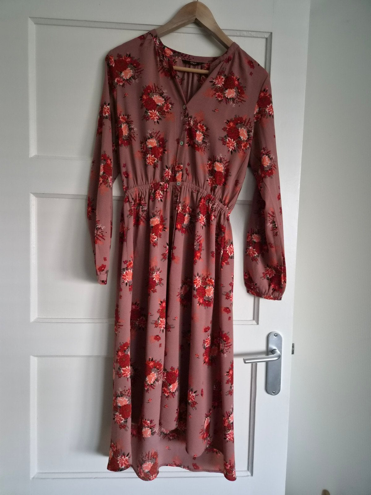 Lange jurk van Only in nette staat. Maat S, Kleding | Dames, Only, Ophalen of Verzenden, Zo goed als nieuw, Roze