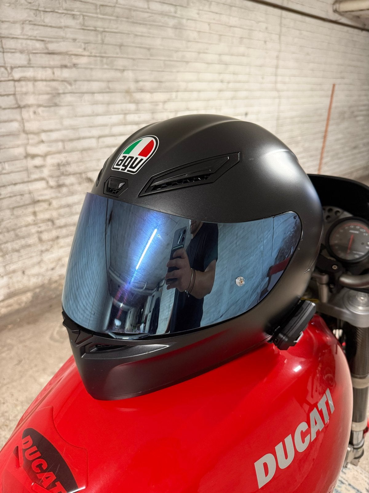 AGV K3 SV helm met Cardo JBL communicatiesysteem, Ophalen of Verzenden, Tweedehands, Heren, Broek | textiel