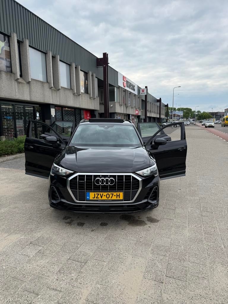 Audi Q3 40 Tfsi 190pk S Tronic Quattro 2020 Zwart, Auto's, Audi, Automaat, 1984 cc, Zwart, 11 km/l
