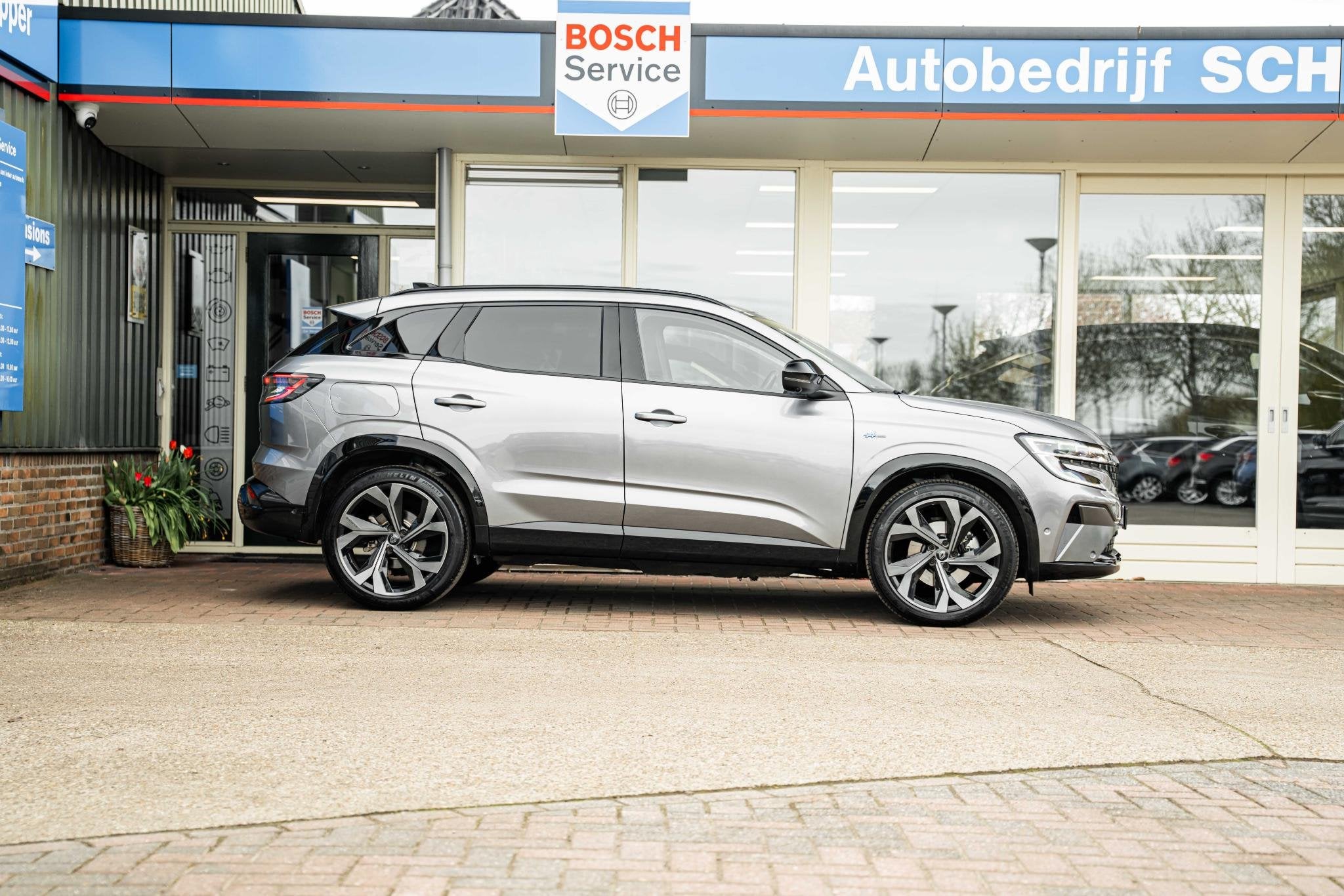 Renault Austral 1.2 E-Tech full hybrid 200 iconic esprit Alp, Auto's, 12 maanden, Gebruikt, Euro 6, 1199 cc
