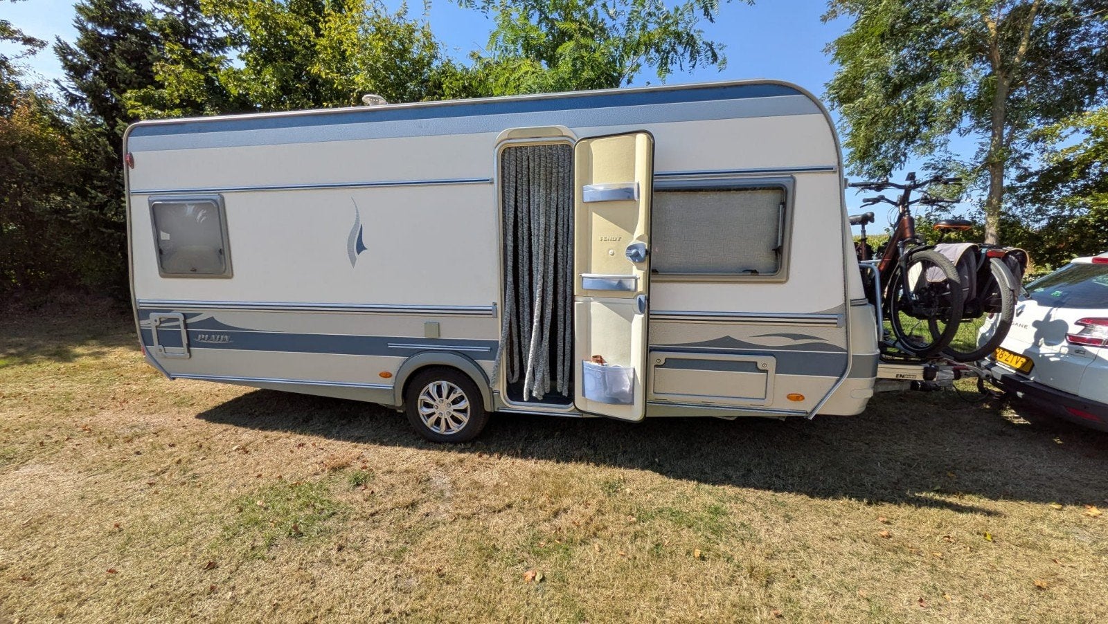 zeer complete, nette fendt-platin-470-tfb caravan, Caravans en Kamperen, Vast bed, Rondzit, Particulier, Fendt