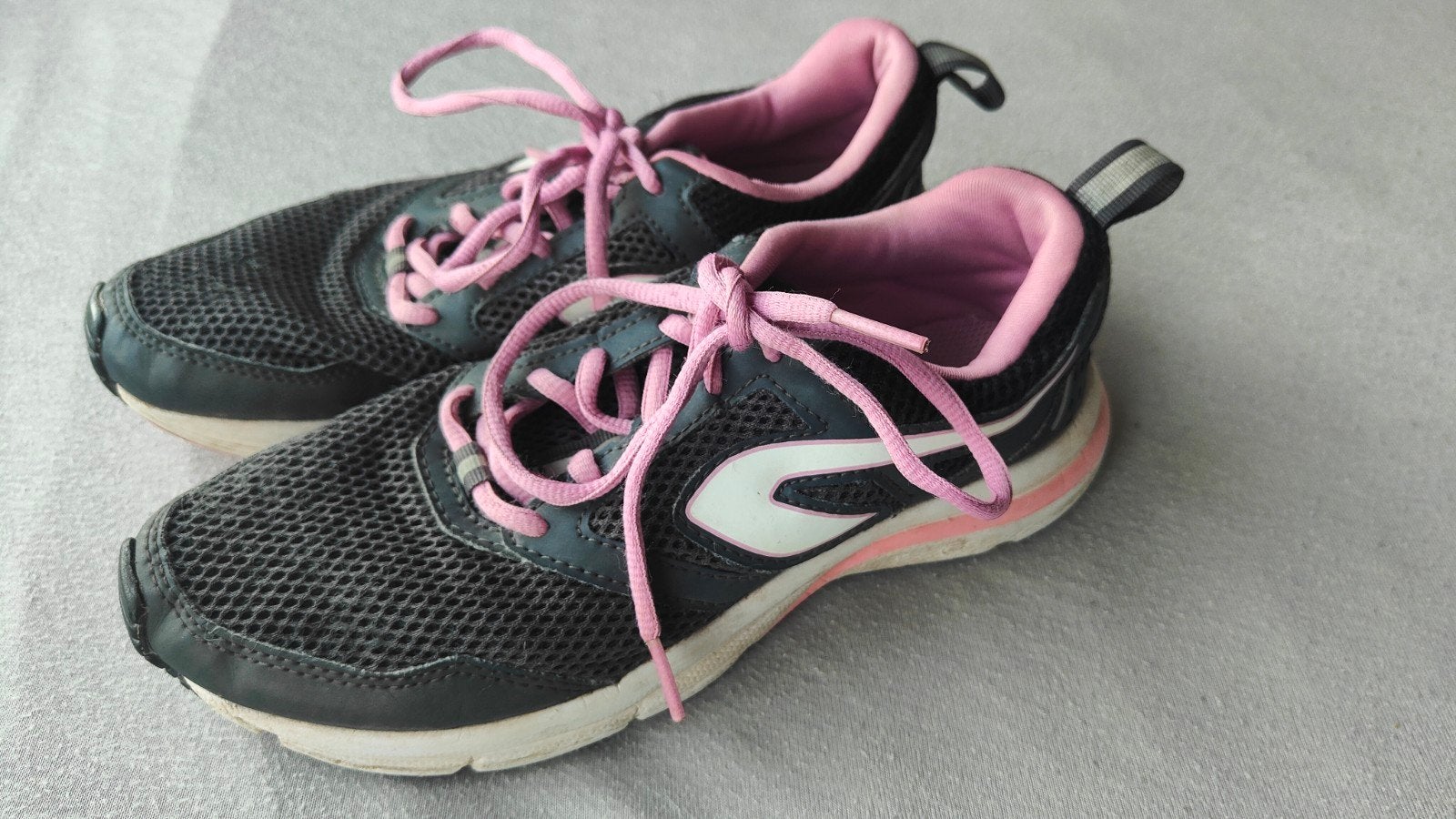 Kalenji gymschoenen sportschoenen maat 36 - Donkerblauw/Roze, Ophalen of Verzenden, Gebruikt, Overige typen