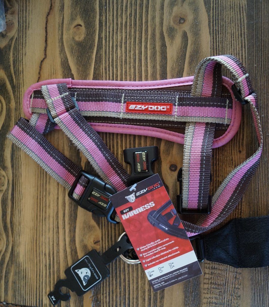 EzyDog Chest Plate tuig maat M met Autogordel Zekering €20ps, Ophalen of Verzenden, Nieuw, Hondentuig