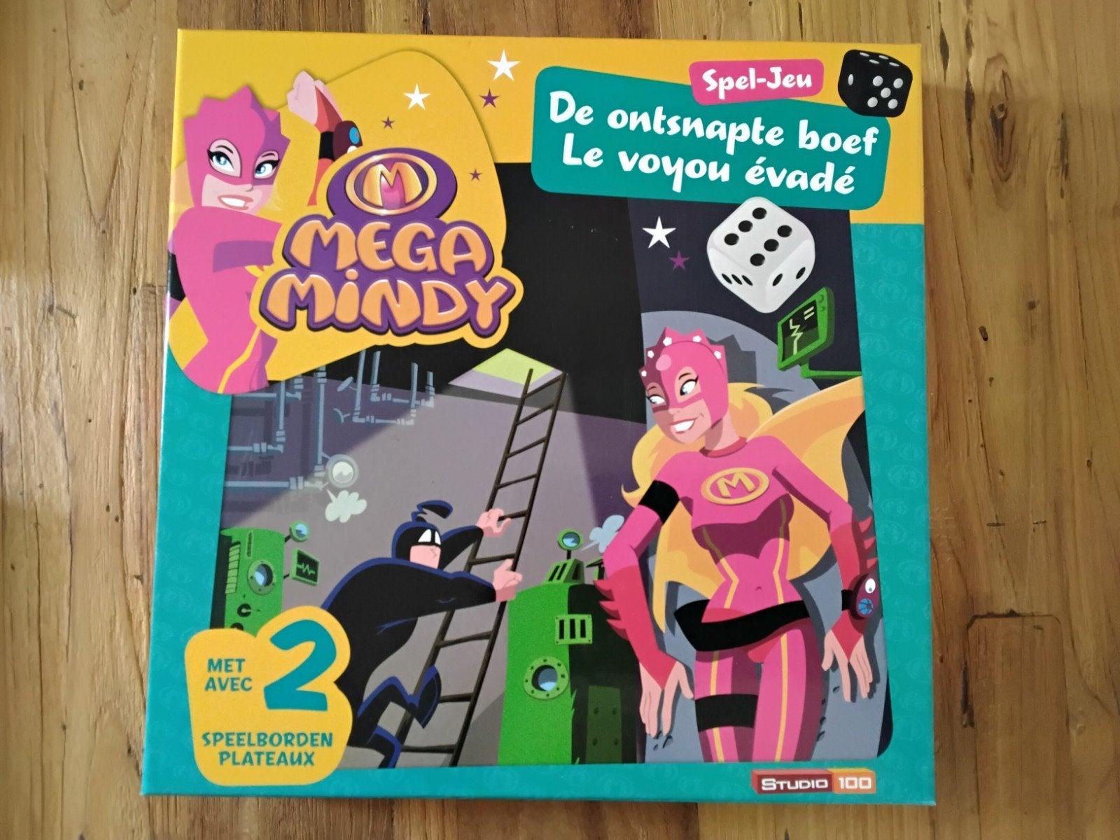 Mega Mindy: De ontsnapte boef - Bordspel, Een of twee spelers, Ophalen of Verzenden, Zo goed als nieuw, Studio 100