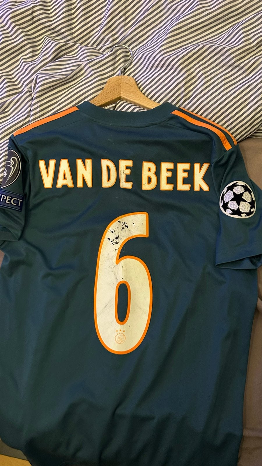 Ajax uitshirt 19/20 Donny van de Beek Champions League, Maat 48/50 (M), Ophalen of Verzenden, Zo goed als nieuw, Voetbal